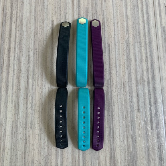 3 Fitbit Brand Bands - for Fitbit Alta and Fitbit Alta HR, size small EUC - Picture 2 of 3